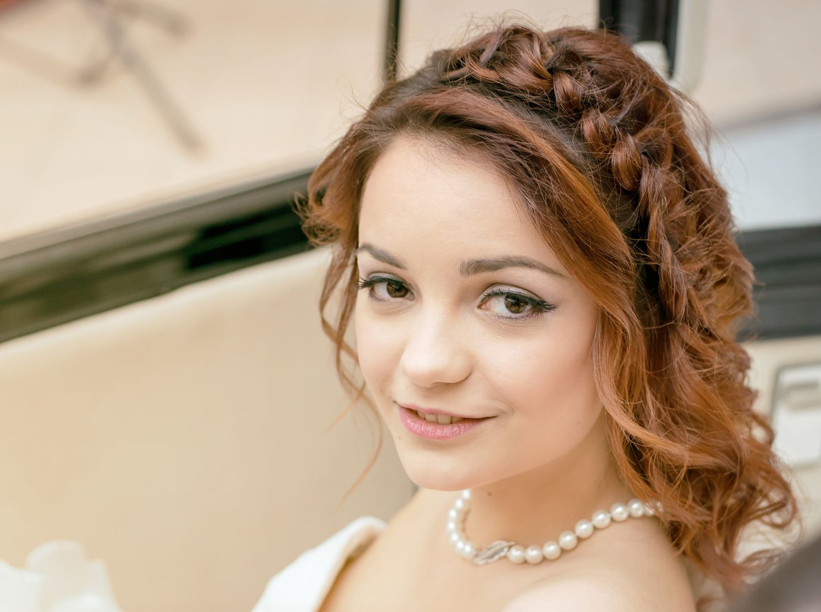 Beautiful Half-Up Hairstyles for Christmas celebrations
